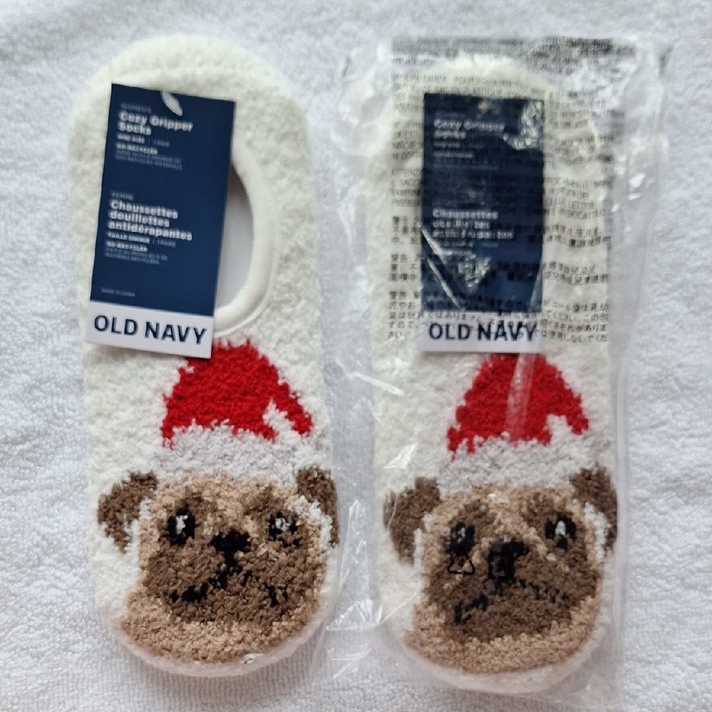 2 NEW Pairs Old Navy Christmas Cozy Socks